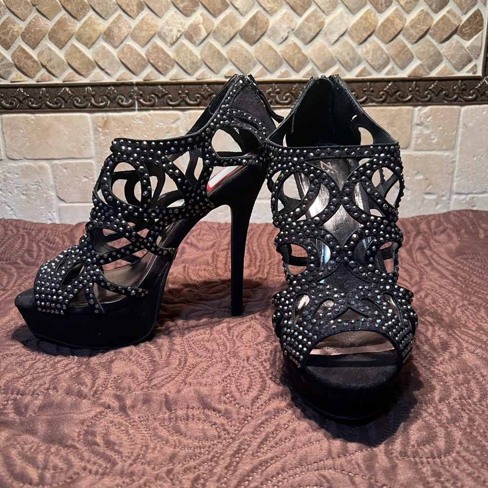 Ziggu Soho platform sandals. Black with rhinestones.